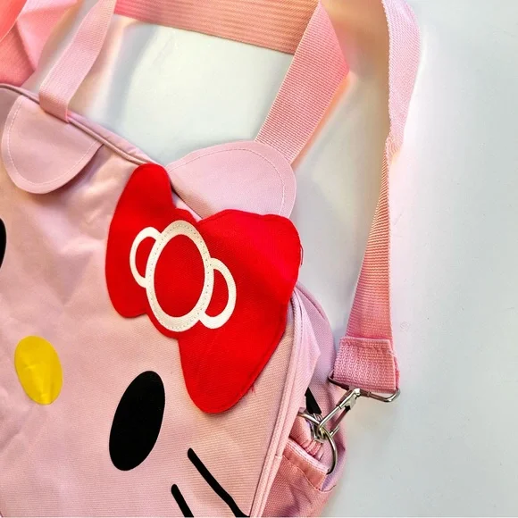 💝Hello Kitty Adorable Large Duffle Bag, Plush & Bag Charm - Picture 4 of 8
